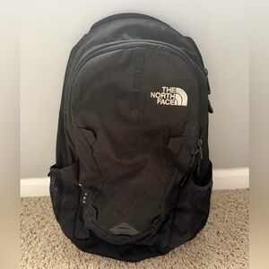 The North Face Black Jetset Flexvent Backpack for Men, women, or kids!